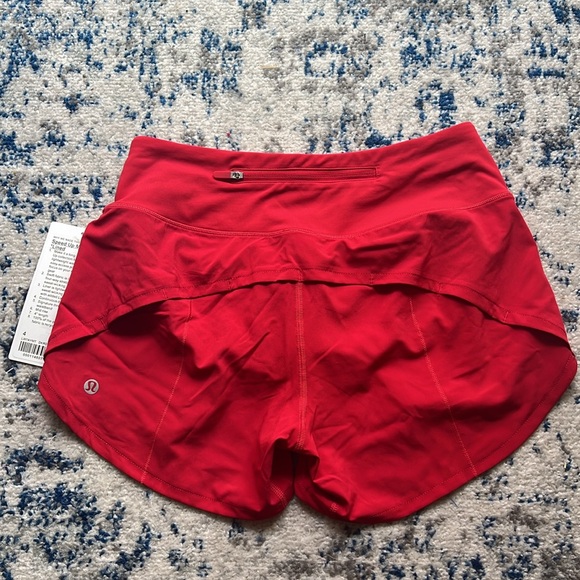 Lululemon red speed up shorts size 4 - Picture 3 of 4